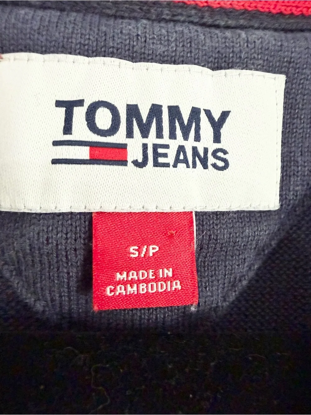 Men's Tommy Hilfiger signature box logo Pullover Sweater - Small